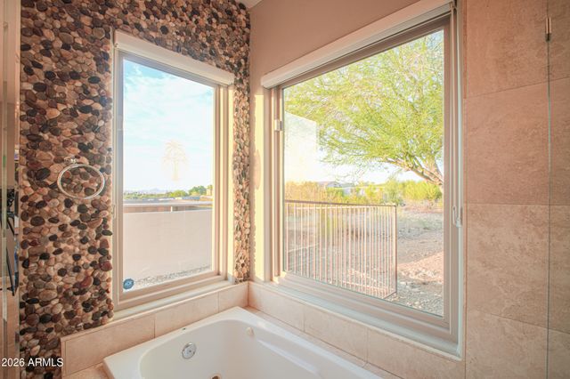 2044 W OLNEY Avenue, Phoenix, AZ 85041