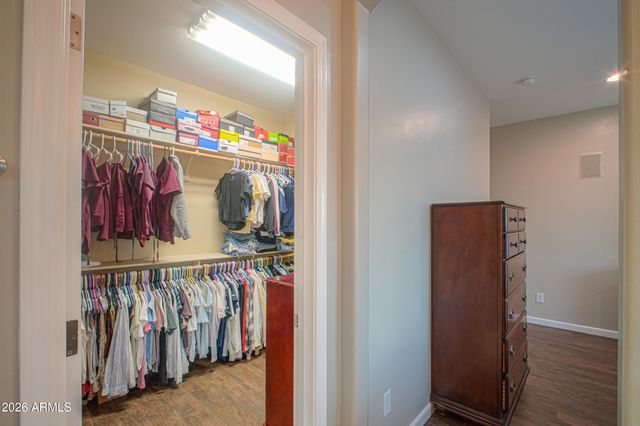 2044 W OLNEY Avenue, Phoenix, AZ 85041