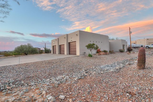 2044 W OLNEY Avenue, Phoenix, AZ 85041