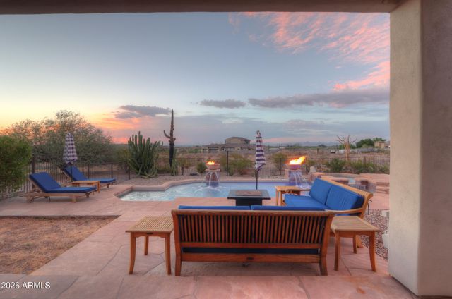 2044 W OLNEY Avenue, Phoenix, AZ 85041