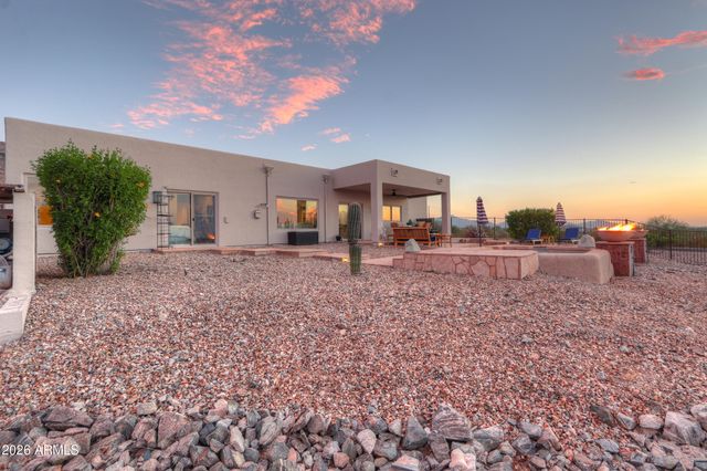 2044 W OLNEY Avenue, Phoenix, AZ 85041