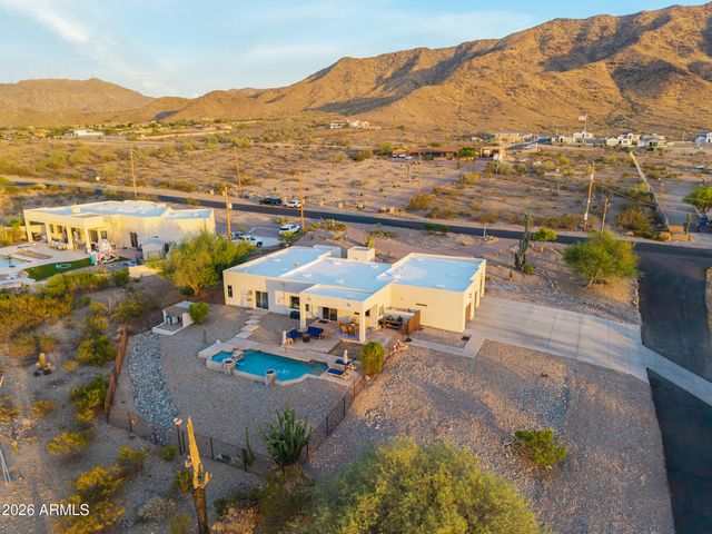 2044 W OLNEY Avenue, Phoenix, AZ 85041