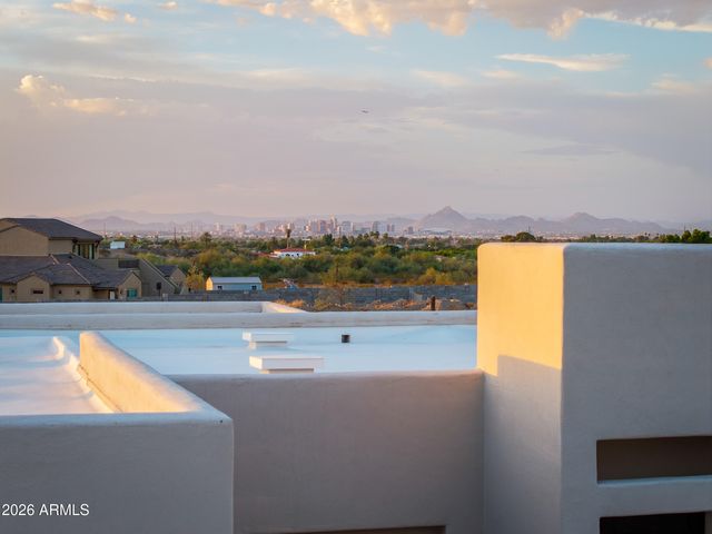 2044 W OLNEY Avenue, Phoenix, AZ 85041