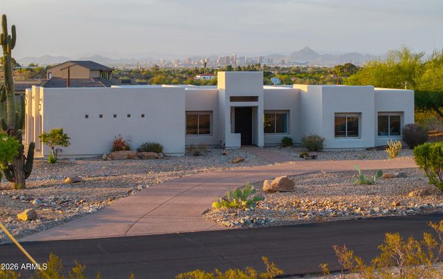 2044 W OLNEY Avenue, Phoenix, AZ 85041