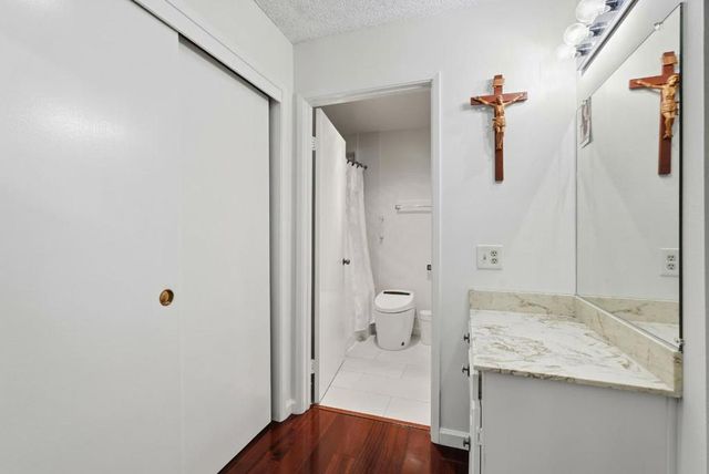 5435 Cribari Grn, San Jose, CA 95135
