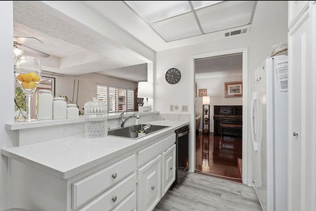 5435 Cribari Grn, San Jose, CA 95135