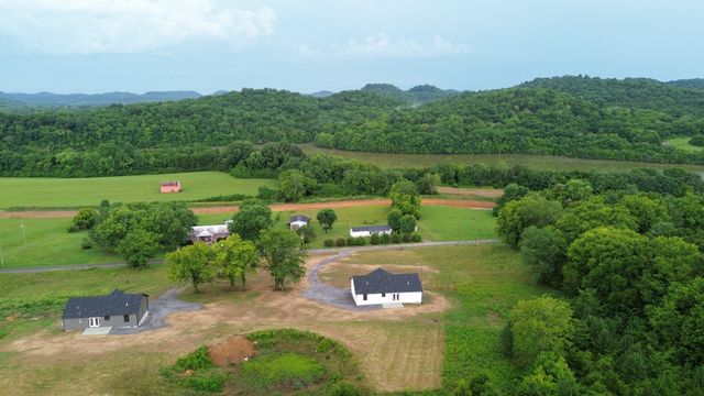 797 Smith Bend Ln, Gainesboro, TN 38562