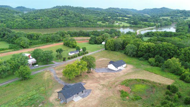 797 Smith Bend Ln, Gainesboro, TN 38562