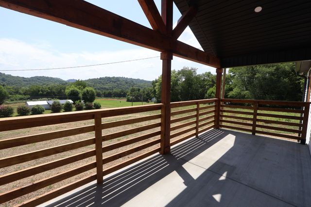 797 Smith Bend Ln, Gainesboro, TN 38562