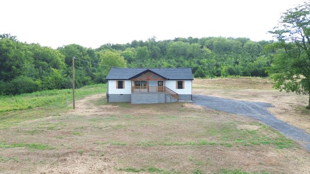 797 Smith Bend Ln, Gainesboro, TN 38562