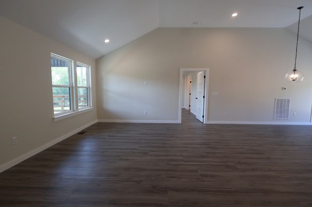 797 Smith Bend Ln, Gainesboro, TN 38562