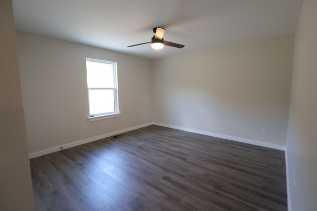 797 Smith Bend Ln, Gainesboro, TN 38562