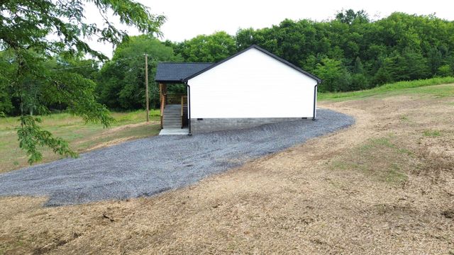 797 Smith Bend Ln, Gainesboro, TN 38562