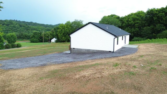 797 Smith Bend Ln, Gainesboro, TN 38562