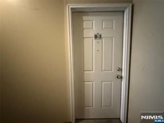 600 N 6th, Newark, NJ 07107