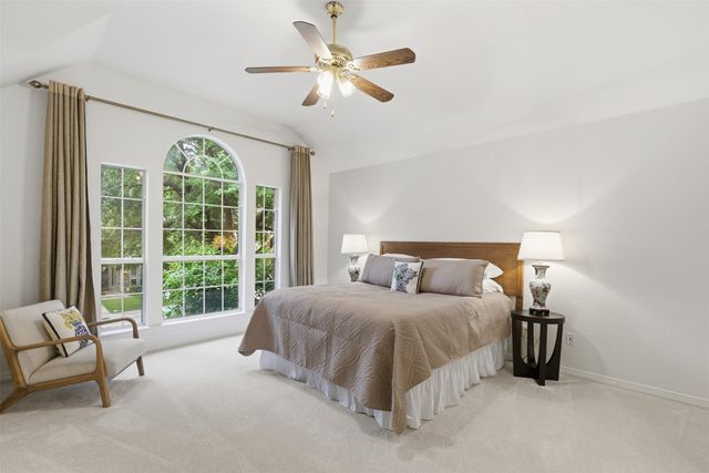 2218 Ash Grove Way, Dallas, TX 75228