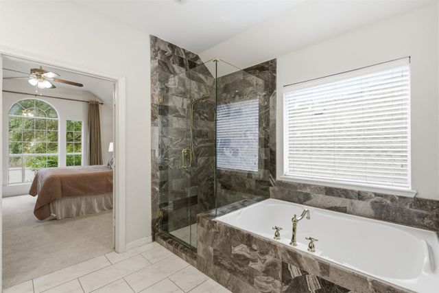2218 Ash Grove Way, Dallas, TX 75228