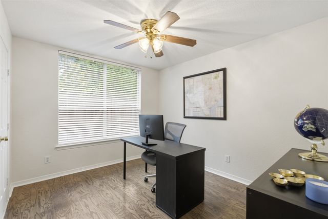2218 Ash Grove Way, Dallas, TX 75228