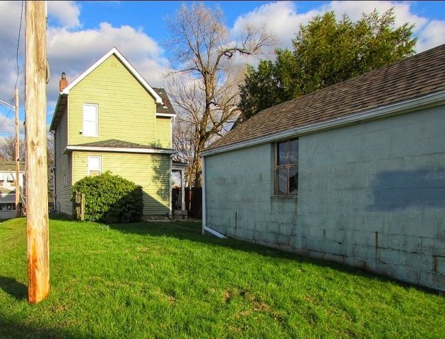 1706 Abraham St, Mckeesport, PA 15132