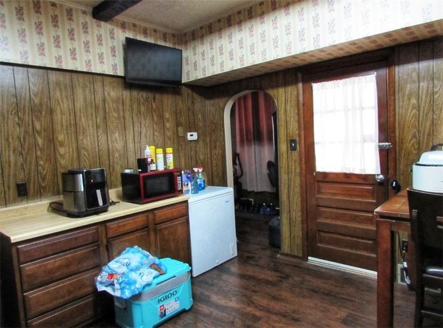 1706 Abraham St, Mckeesport, PA 15132