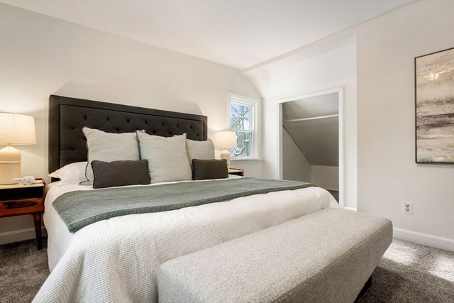 104 Myrtle Ave, Wakefield, MA 01880