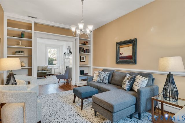 2413 Stuart Ave, Richmond, VA 23220