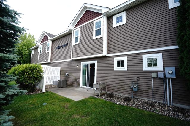 15615 60th Avenue N, Plymouth, MN 55446