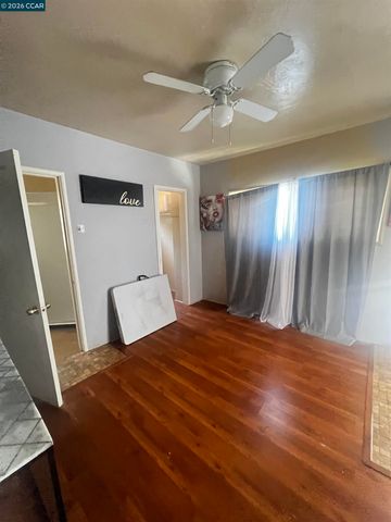 1161 64Th St, Oakland, CA 94608