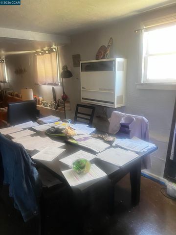 1161 64Th St, Oakland, CA 94608