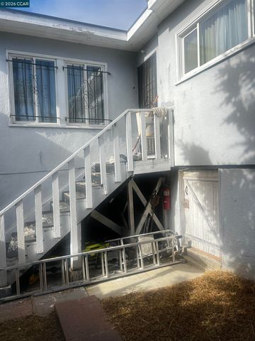 1161 64Th St, Oakland, CA 94608