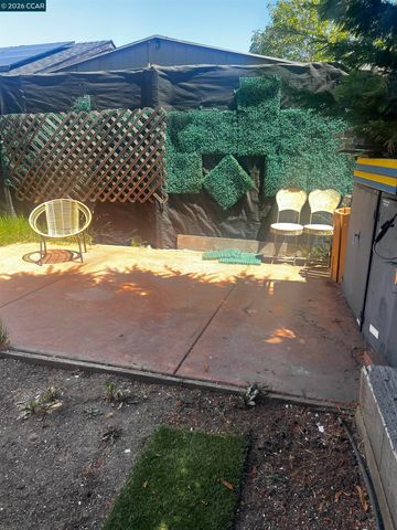 1161 64Th St, Oakland, CA 94608