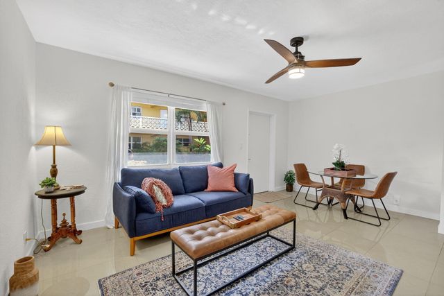 815 Middle River Drive 114, Fort Lauderdale, FL 33304