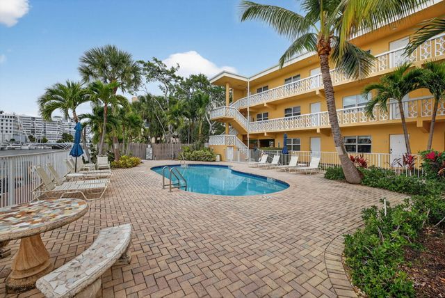 815 Middle River Drive 114, Fort Lauderdale, FL 33304