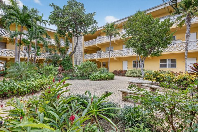 815 Middle River Drive 114, Fort Lauderdale, FL 33304