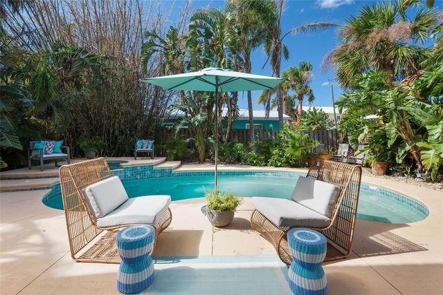 1422 N ATLANTIC AVENUE, New Smyrna Beach, FL 32169