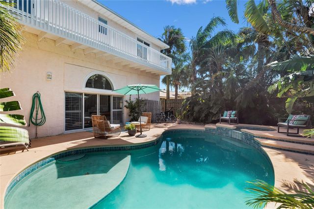 1422 N ATLANTIC AVENUE, New Smyrna Beach, FL 32169