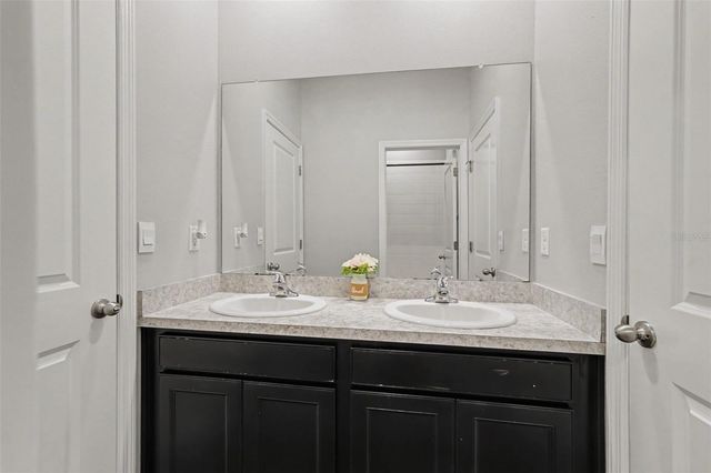 528 OCEAN SPRAY DRIVE, Ruskin, FL 33570