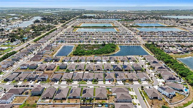 528 OCEAN SPRAY DRIVE, Ruskin, FL 33570
