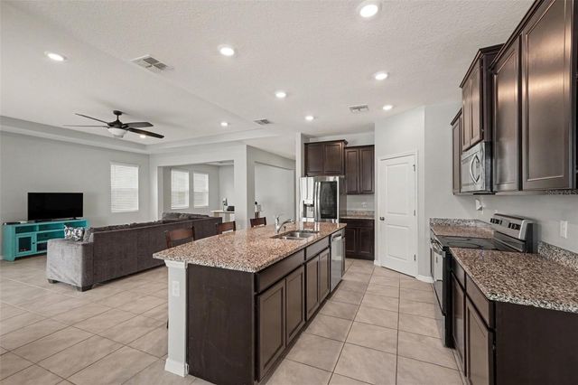 528 OCEAN SPRAY DRIVE, Ruskin, FL 33570