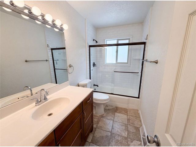 5421 Raritan Way, Denver, CO 80221