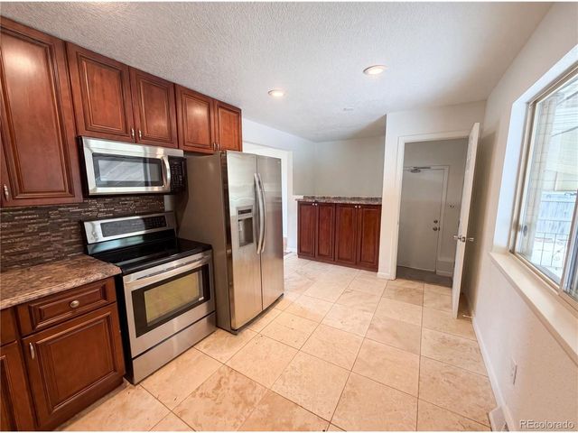 5421 Raritan Way, Denver, CO 80221