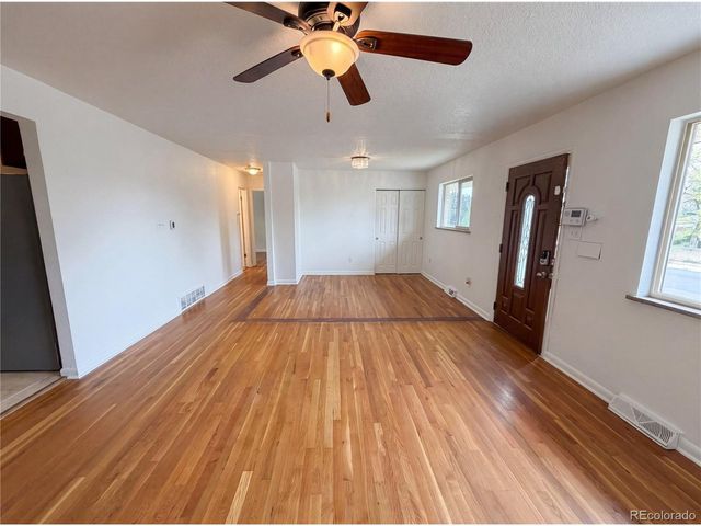 5421 Raritan Way, Denver, CO 80221