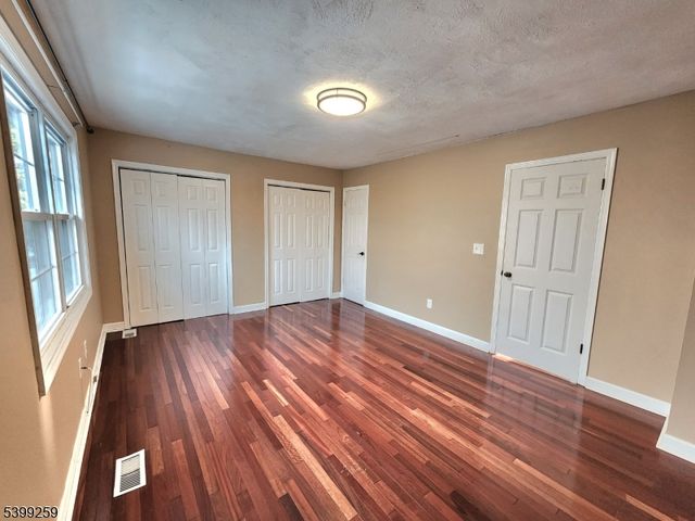 250 Riva Dr, Mansfield Twp., NJ 07840