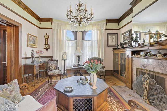 1335 S Main Street, Carthage, MO 64836