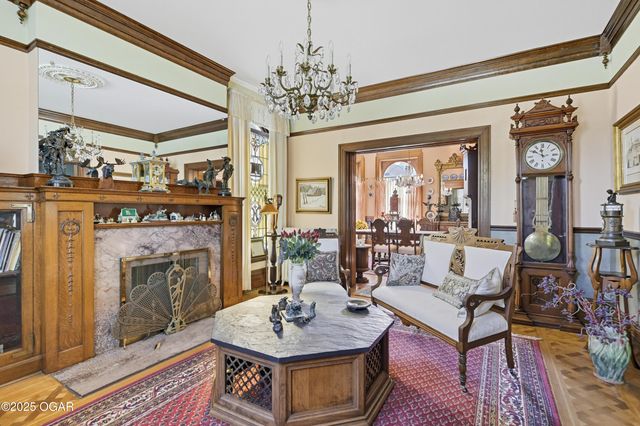 1335 S Main Street, Carthage, MO 64836