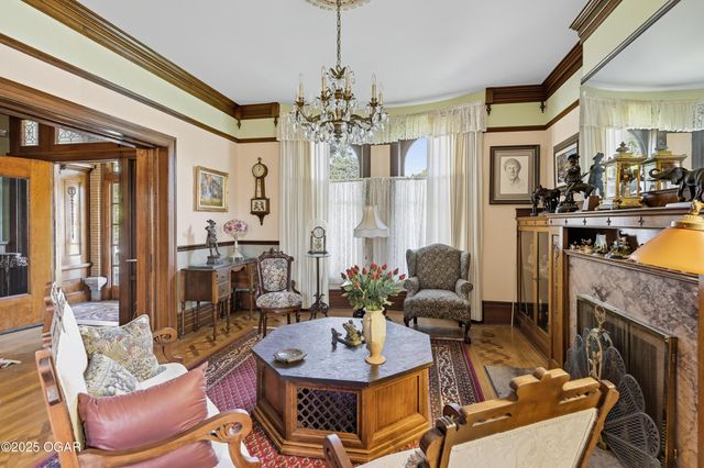 1335 S Main Street, Carthage, MO 64836