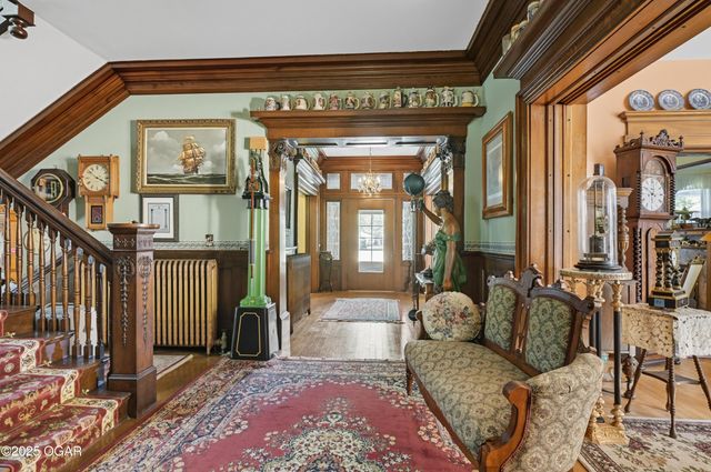 1335 S Main Street, Carthage, MO 64836