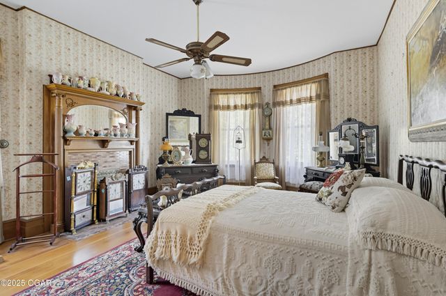 1335 S Main Street, Carthage, MO 64836