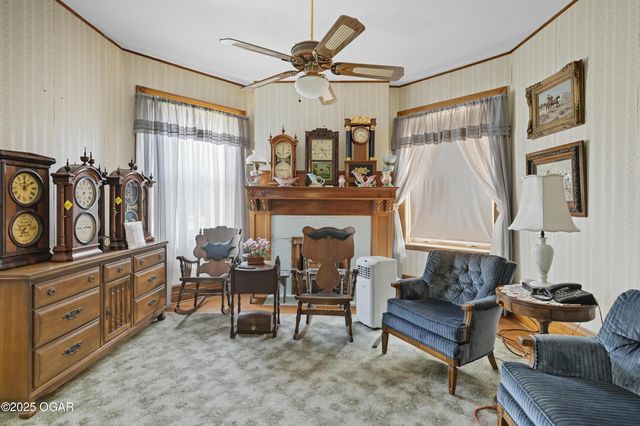 1335 S Main Street, Carthage, MO 64836