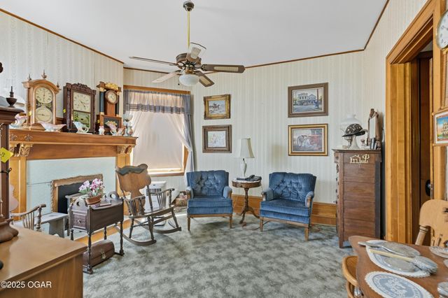 1335 S Main Street, Carthage, MO 64836